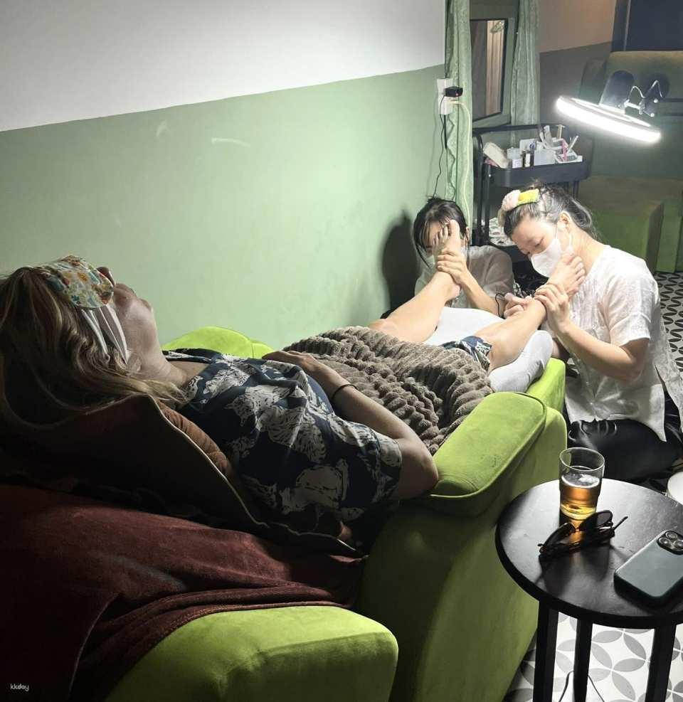 Phu Quoc Relaxing Foot Recovery Massage 60/90/120 Mins - Photo 1 of 9