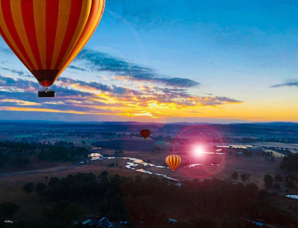 Port Douglas Hot Air Balloon Tour with Return Transfers | Queensland - Photo 1 of 9