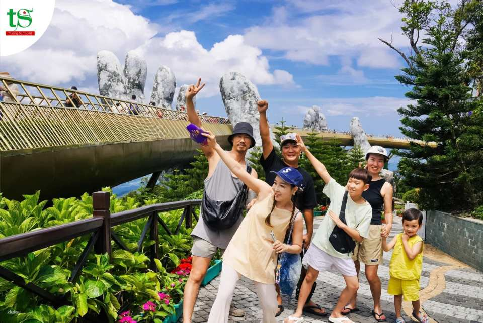 Private Ba Na Hills & Golden Bridge Tour with Chinese-Speaking Guide from Da Nang - Photo 1 of 10