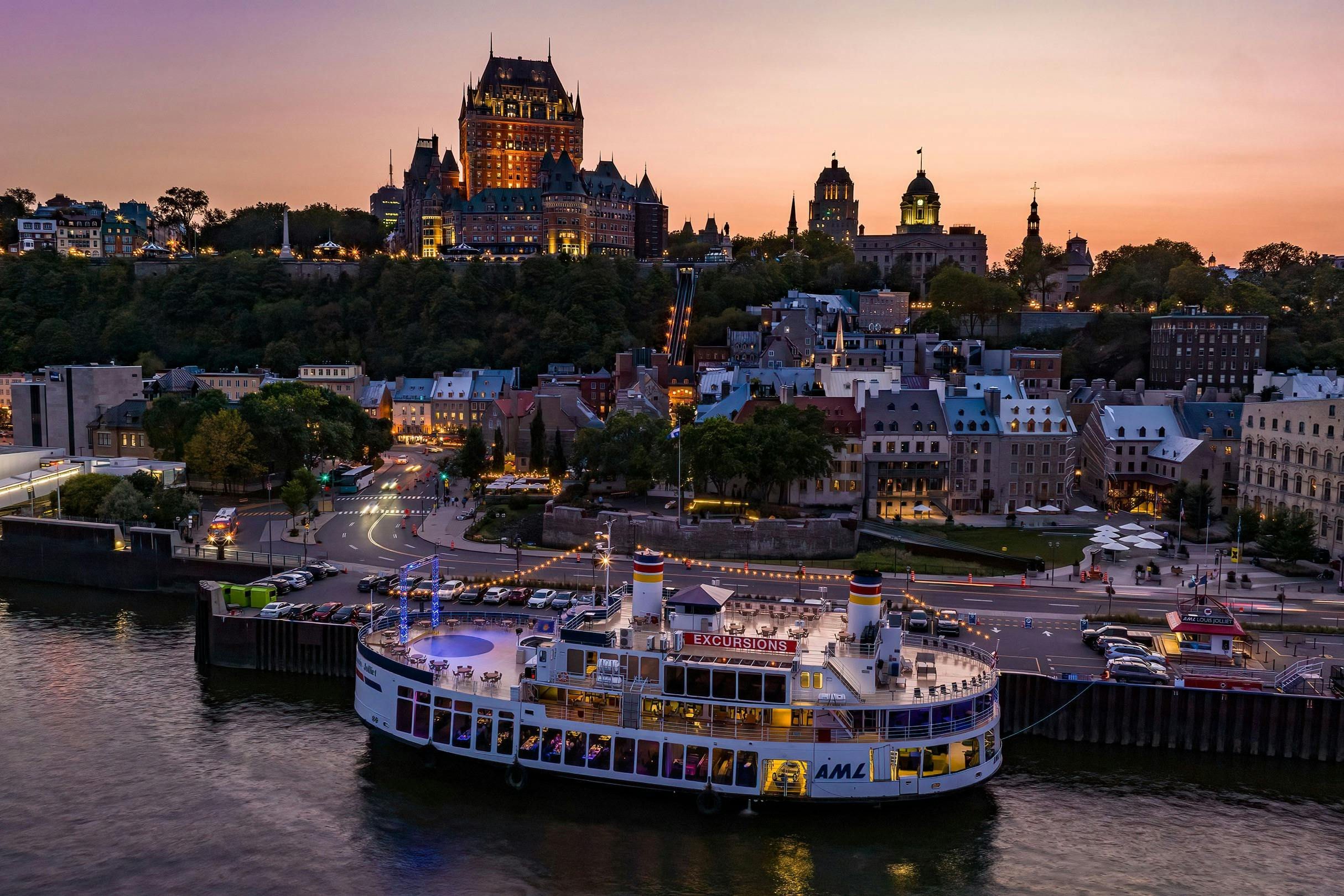 Quebec City: Evening Cocktail Cruise with Live DJ - Photo 1 of 8