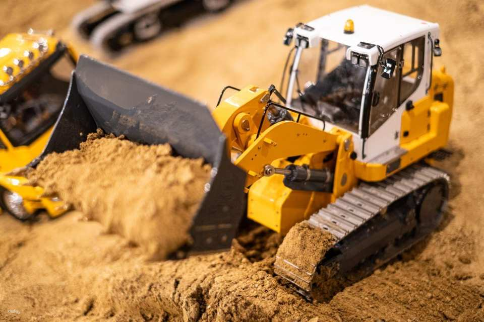 RC Heavy Machinery Cafe - Photo 1 of 10