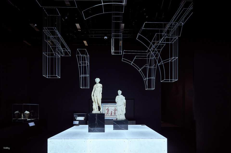 ROME: Empire, Power, People|Melbourne Museum - Photo 1 of 9