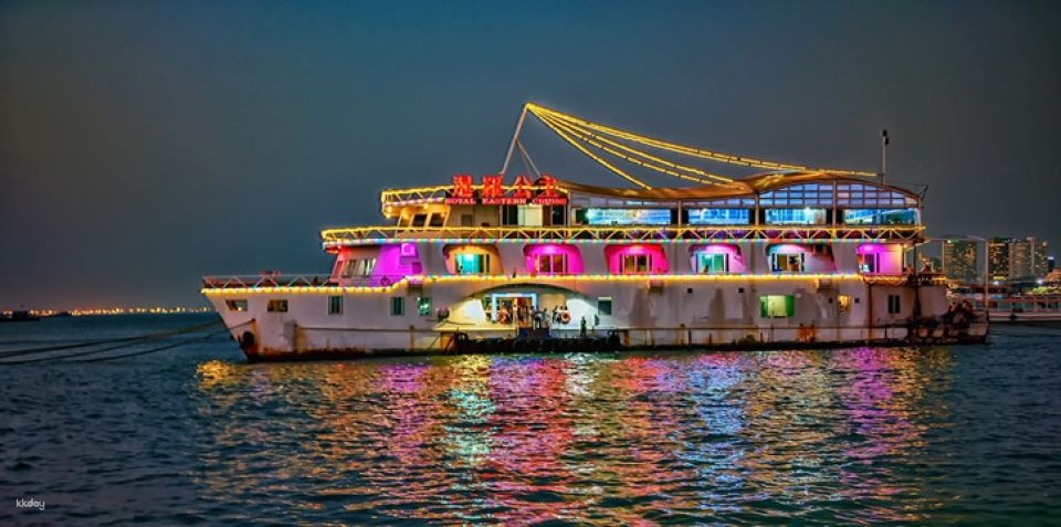 Royal Eastern Dinner Cruise with Free Flow Beer | Pattaya - Photo 1 of 10