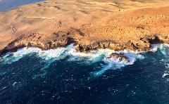 Salt Ponds & Zuytdorp Cliffs Scenic Flight From Shark Bay  - Photo 1 of 1