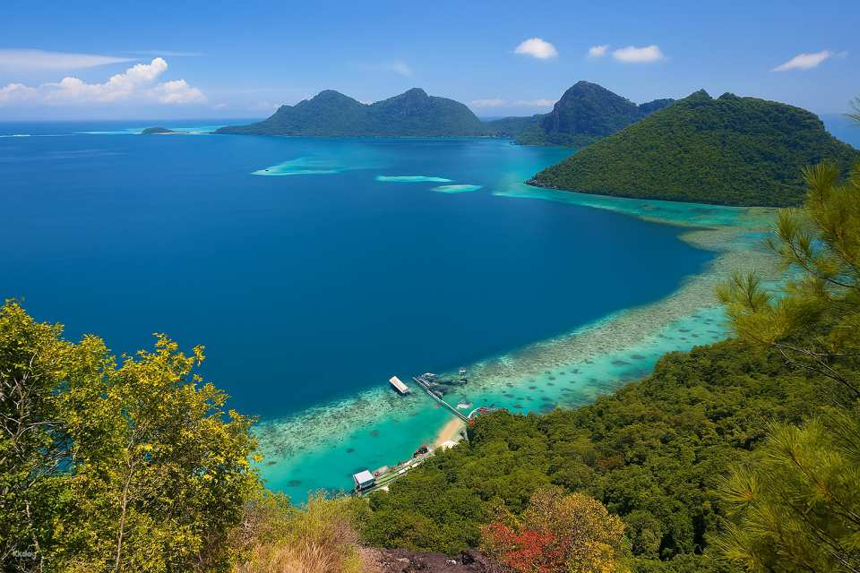 Semporna Island Hopping Snorkeling (Bohey Dulang with Hiking / Mantabuan / Sibuan) | Semporna, Sabah - Photo 1 of 8