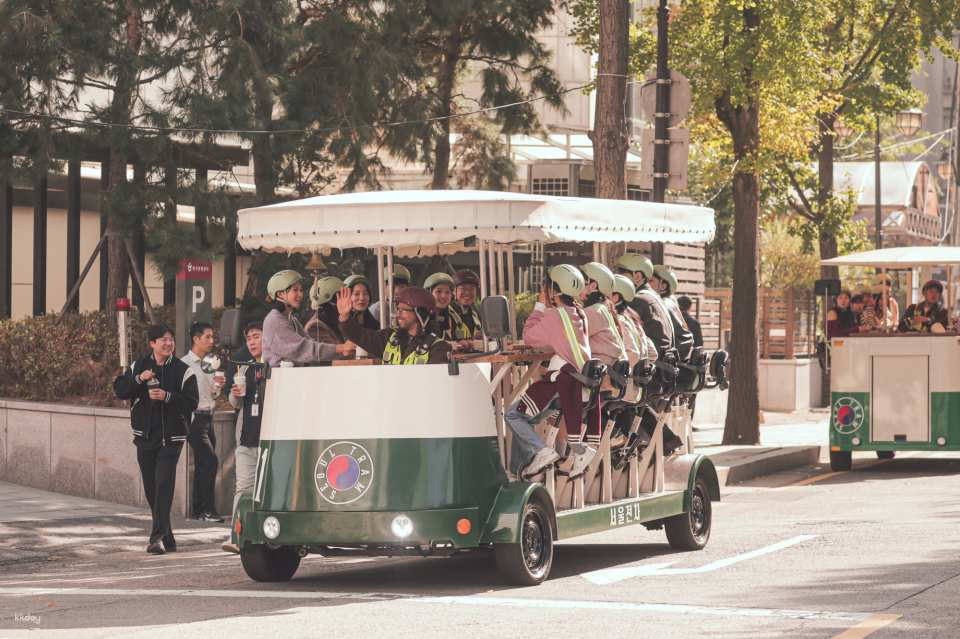 Seoul City Tram Tour | with Chinese-Speaking Guide | Pedal challenge - Photo 1 of 10