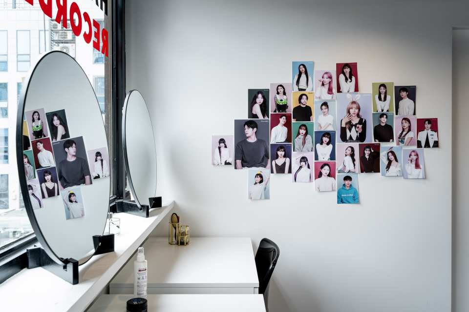 [Seoul] Recorded Gangnam Branch | Self-Profile & ID Photo Voucher - Photo 1 of 6