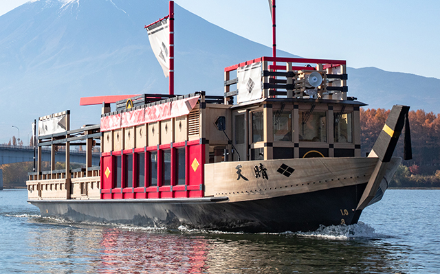 【Set Ticket】Natural Monument “Fugaku Wind Cave” Admission Ticket & Lake Kawaguchi “Appare” Cruise Ticket - Photo 1 of 7