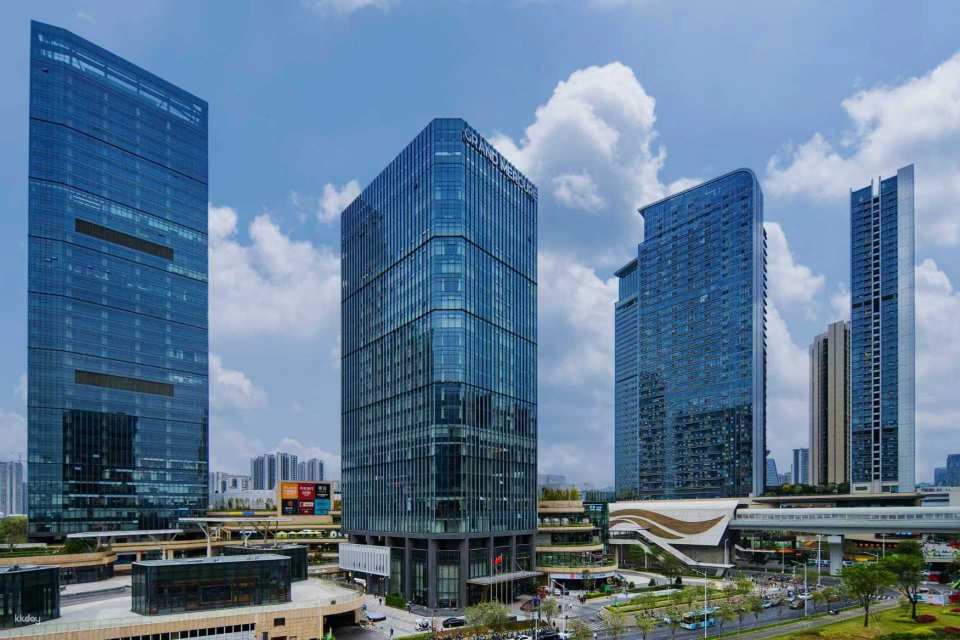 [Shenzhen, China] Grand Mercure Shenzhen Guangming Hotel | Accor Hotel | Accommodation Deals | Near Guangmingcheng High-Speed ​​Railway Station | Phoenix City Metro Station | Wanda Blue Whale Shopping Mall downstairs, accessible by the [Island-Hong Kong Express] direct bus to and from Hong Kong - Photo 1 of 10