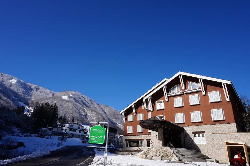 [Shinjuku Night Bus Tour] Nagano, Hakuba Goryu & Hakuba47 Hotel Abest Hakuba Resort | Ski & Snowboard Lift Ticket Included | 3 Days (1 Night) / 4 Days (2 Nights) - Photo 1 of 10