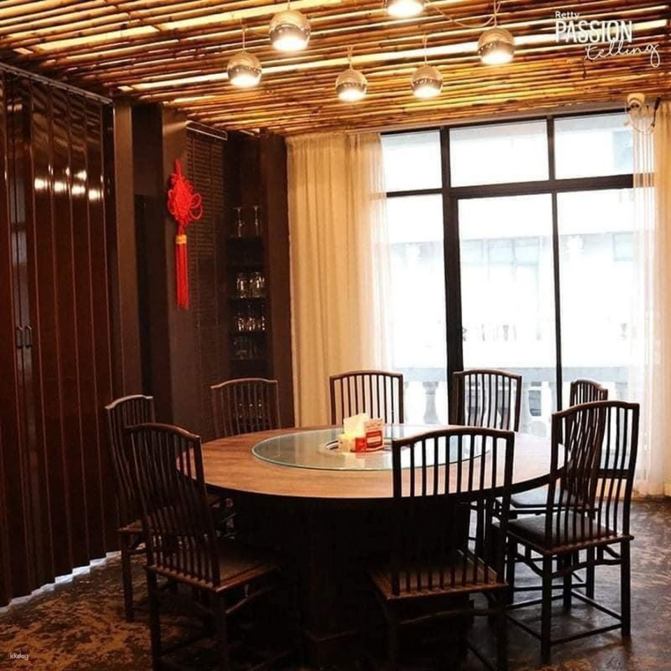 Sichuan Restuarant Silom | Bangkok - Photo 1 of 10