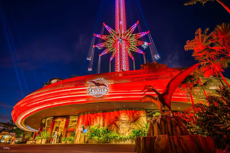 Skyflyers Giant Swing Ride at Asiatique Bangkok | Thailand - Photo 1 of 10