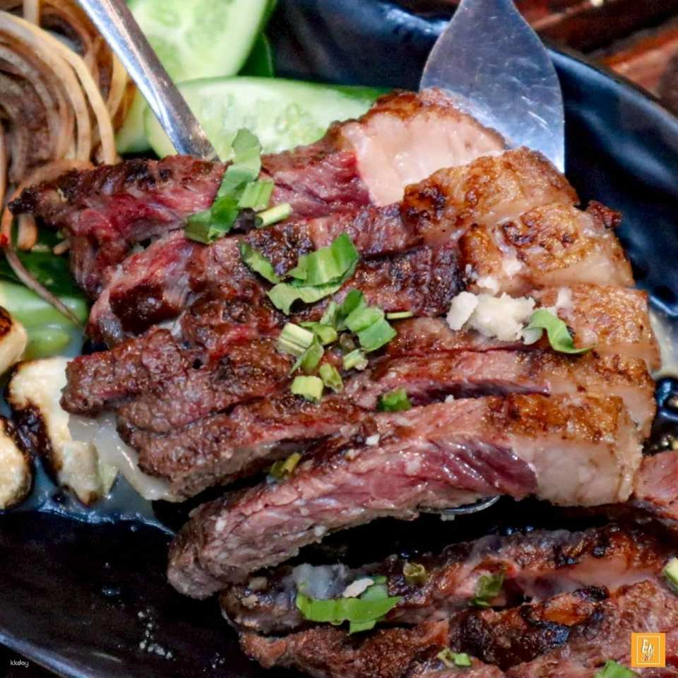 Sukhniym Beef Pavilion (Pattaya) | Chonburi - Photo 1 of 10