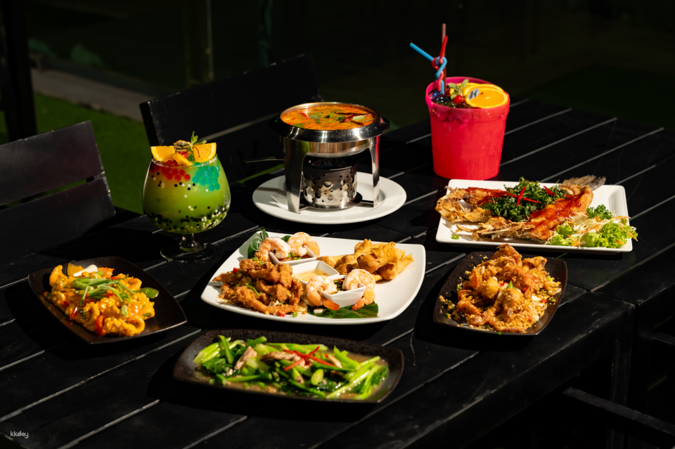@T Terrace Restaurant (Prachuap Khiri Khan) | Prachuap Khiri Khan - Photo 1 of 10