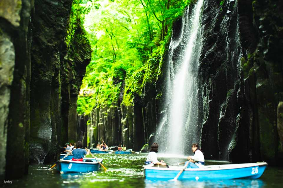 Takachiho Gorge One Day Private Tour From Fukuoka - Photo 1 of 12