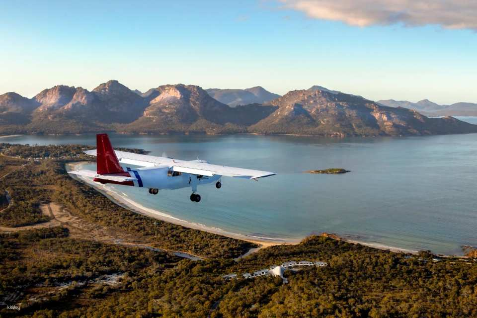 Tasmania East Coast Wildlife Tour: Maria Island & Wineglass Bay - Photo 1 of 10