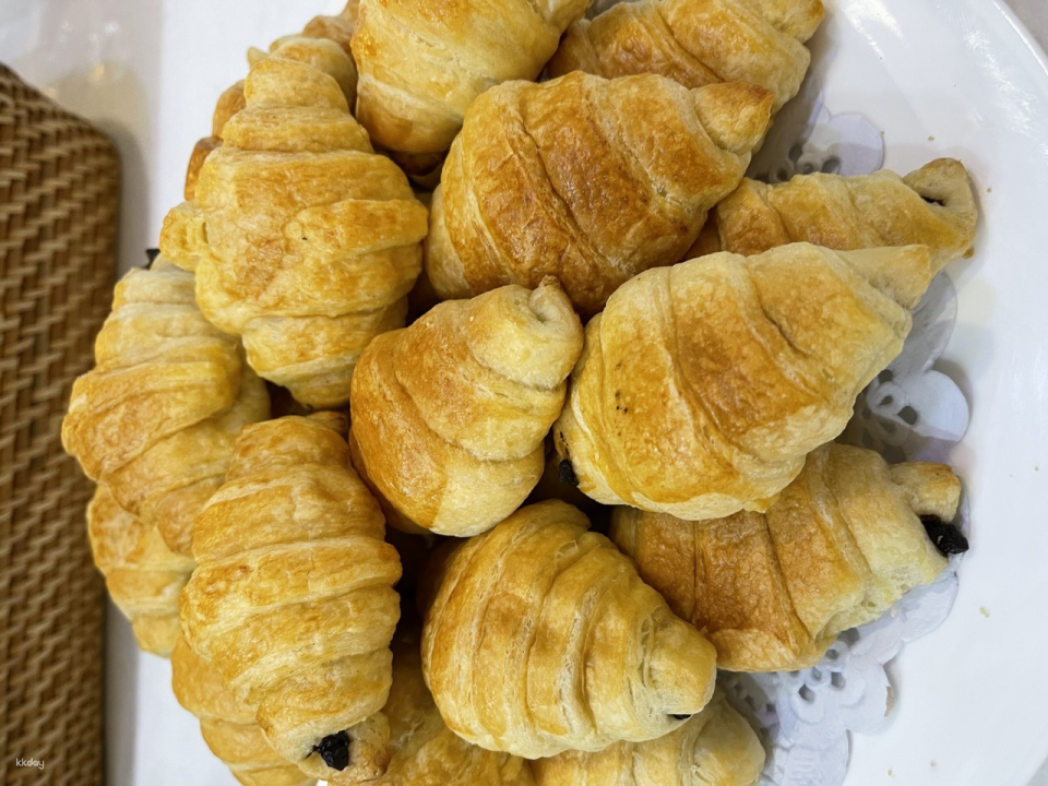 The Coral Lounge Phuket | Phuket - Photo 1 of 7