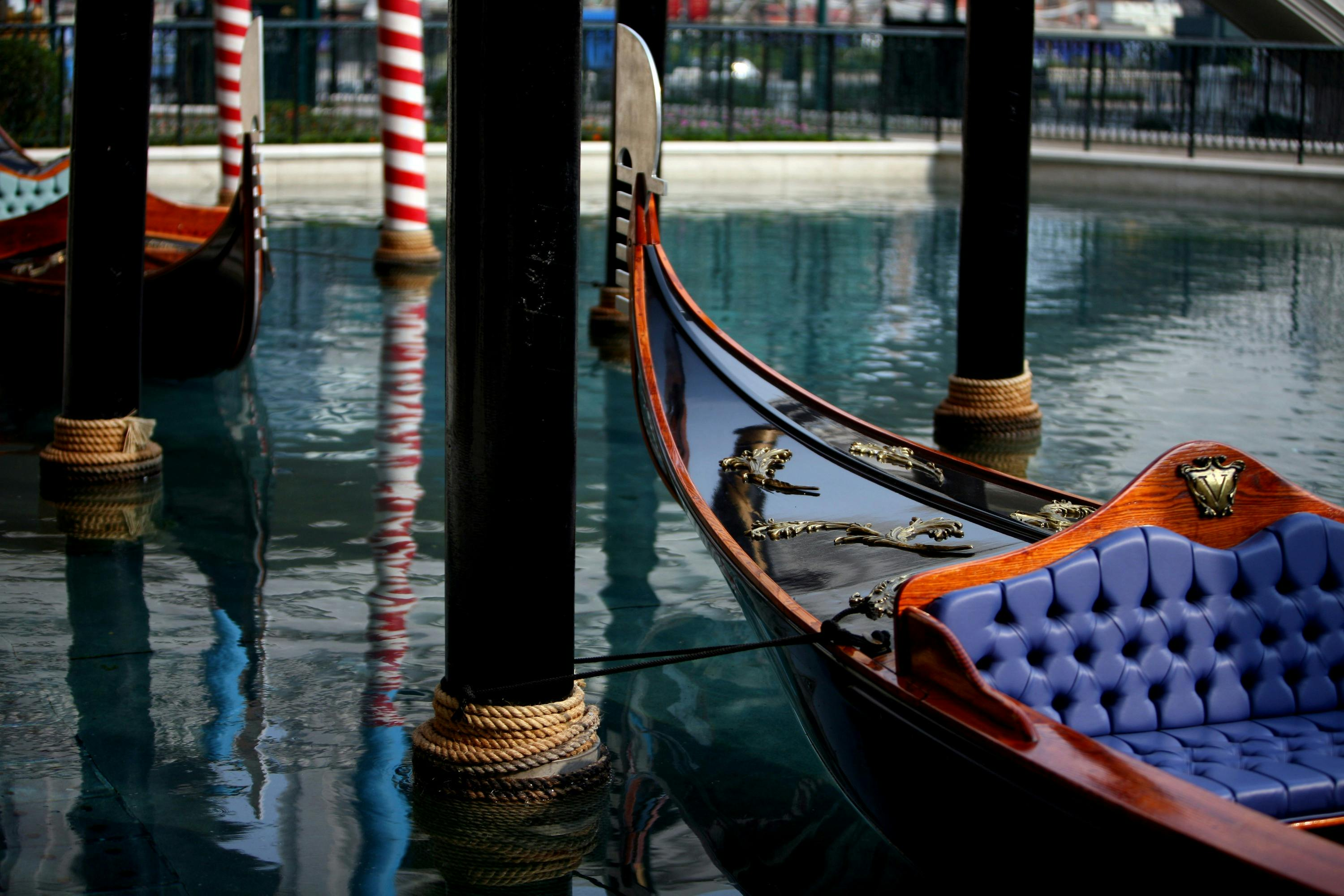The Venetian Macao: Gondola Ride + Free Legend Heros Park 5 Game Points - Photo 1 of 3