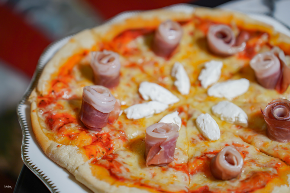 Topazio Bar at La Miniera Pool Villas (Pattaya) | ประเทศไทย - Photo 1 of 10