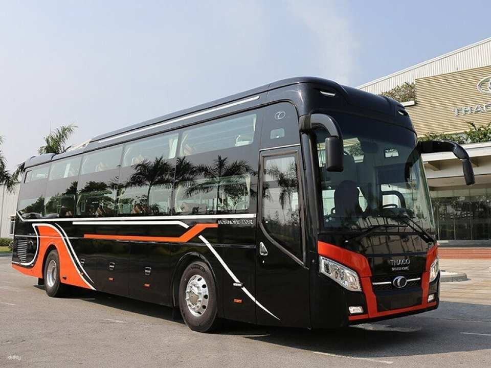 Transportation | Ho Chi Minh – Phnom Penh Route (And vice versa): Shared Limousine and Sleeping Bus Vietnam - Photo 1 of 7