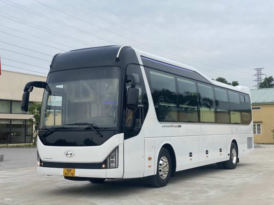 Transportation | Nha Trang – Da Nang Route (And vice versa): Shared Sleeping bus, VIP cabin bus Vietnam - Photo 1 of 8