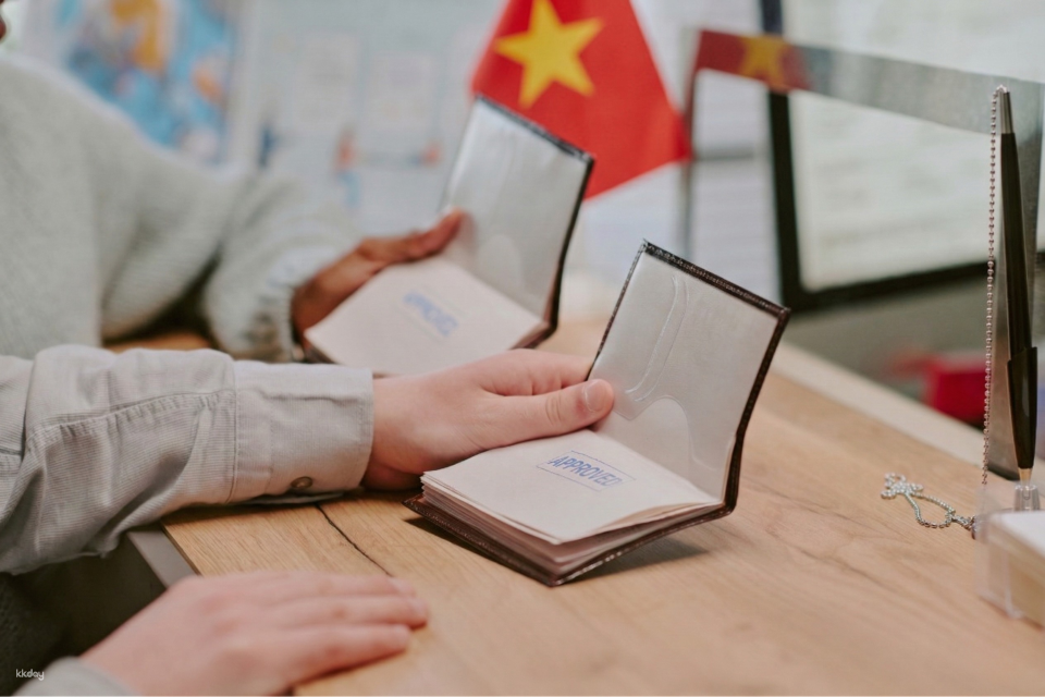 Vietnam Visa Expedite Service: Urgent E-Visa Processing Services For Applied Applications - Photo 1 of 10