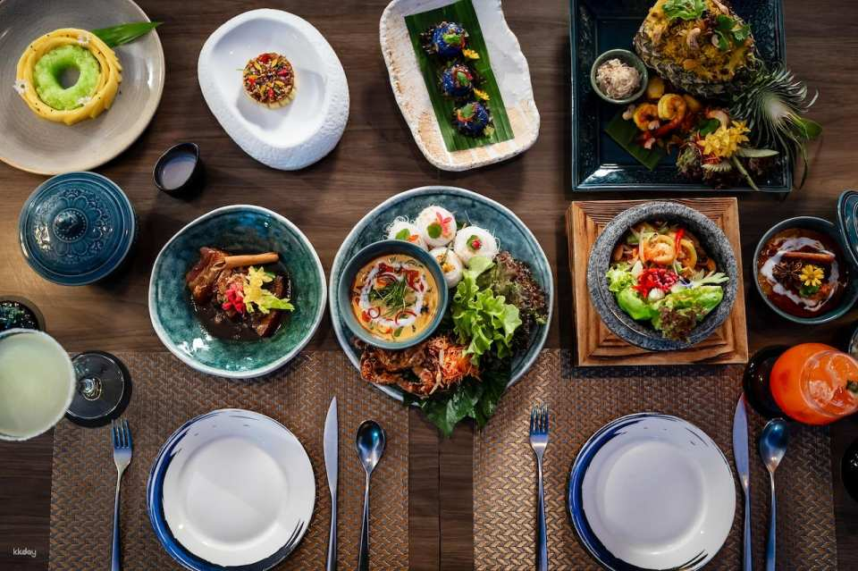 Vista Restaurant at Avista Hideaway Phuket Patong – MGallery (Phuket) | Phuket - Photo 1 of 10