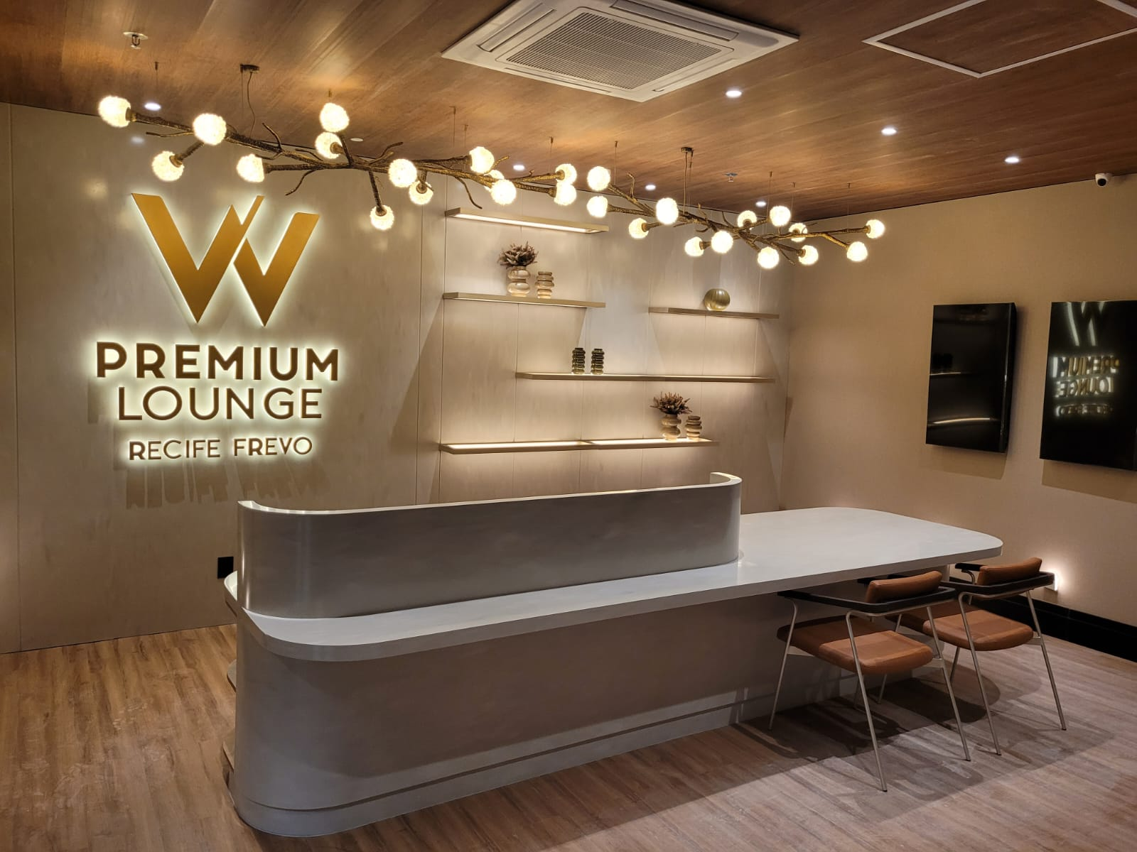 W Lounge 'Frevo' Guararapes International Airport - Photo 1 of 5