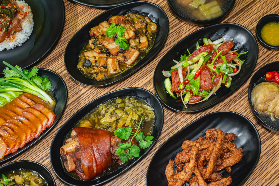 Yunnan (Chon buri) | ประเทศไทย - Photo 1 of 10