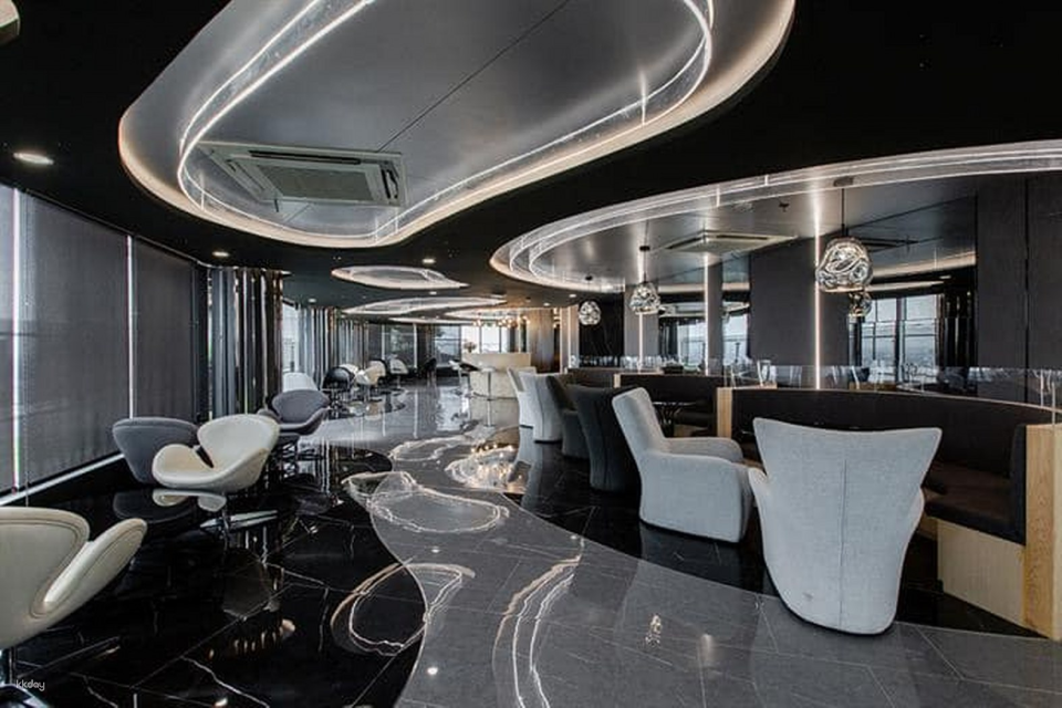 Zodiac Bar at Oakwood Suites Tiwanon | Nonthaburi Province - Photo 1 of 10