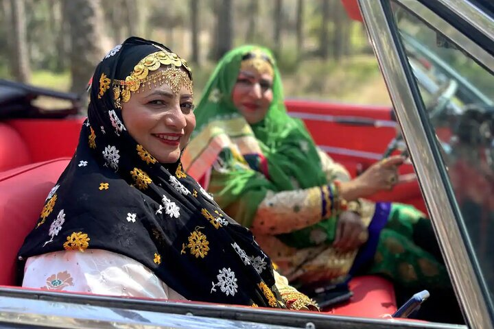 3-hour Muscat Historical Private Tour on the 1963 Cadillac Classic Car - Photo 1 of 8