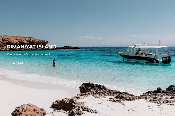 Muscat: Daymaniyat island Natural Reserve and Dolphin Watching - Photo 1 of 9