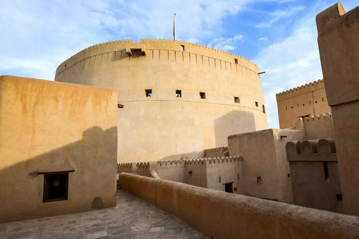 Exploring Oman - Nizwa Souq, Misfah Al Arbyeen - Photo 1 of 8