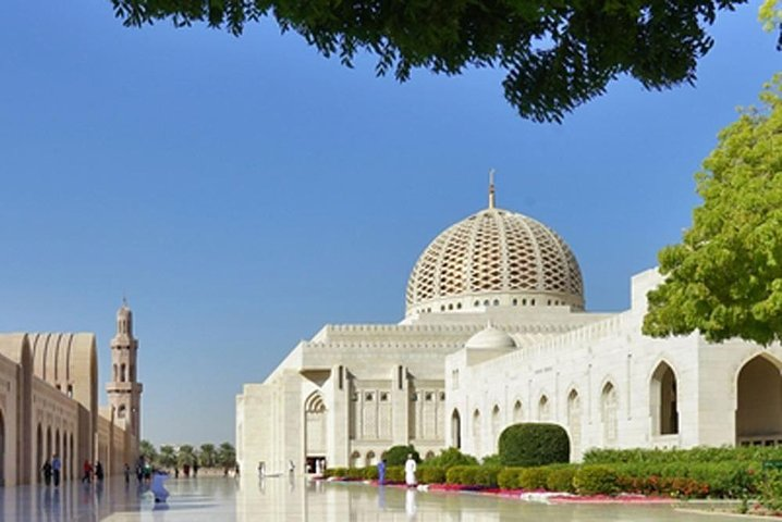 Sultan Qaboos Grand Mosque #GoldenHighlands