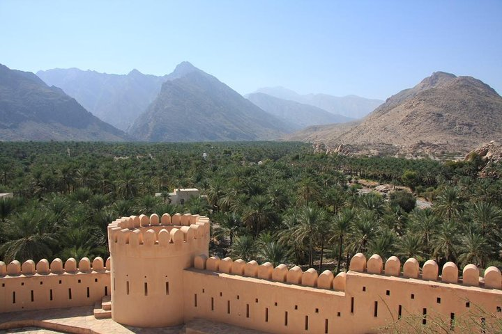 Nakhl , Ain Thawarae , Oman day tours
