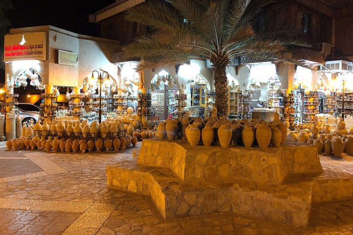 Oman day tours,Jabrin,Bahla,Nizwa