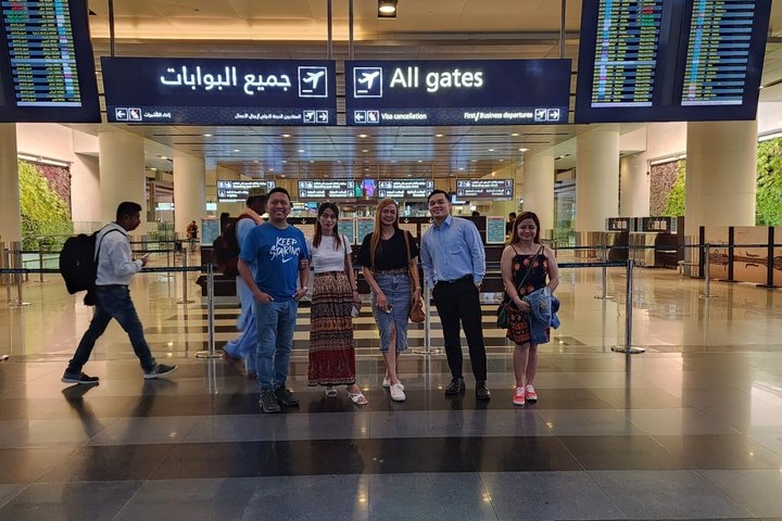 Private Airport Transfer to Chedi Hotel - Photo 1 of 10