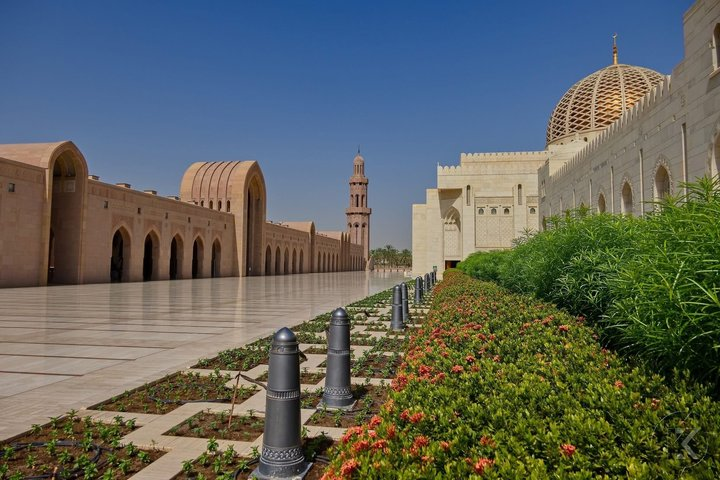 Private Day Trip to Grand Mosque & Wahiba Sands - Photo 1 of 21