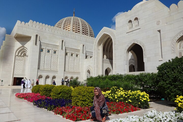 Muscat Full-day Private Tour with Sunset Dhow Cruise - Photo 1 of 7