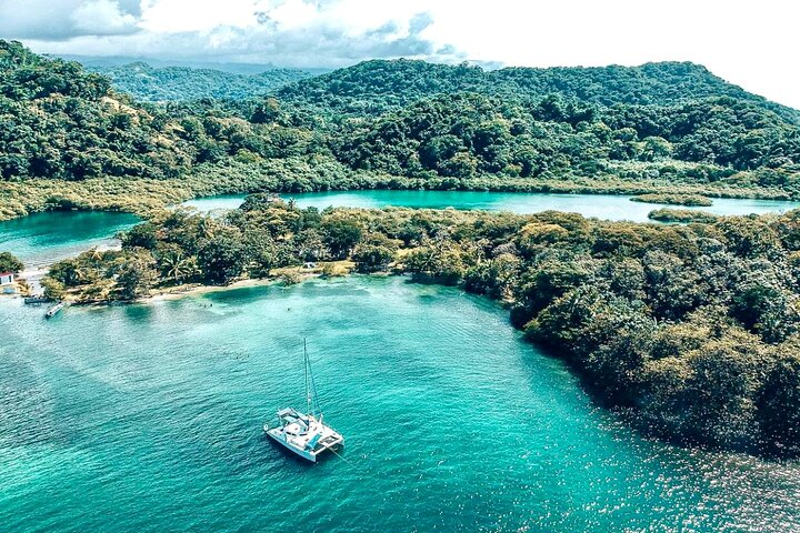 Catamaran Day Cruise Caribbean Beaches with Snorkelling and Lunch - Photo 1 of 25