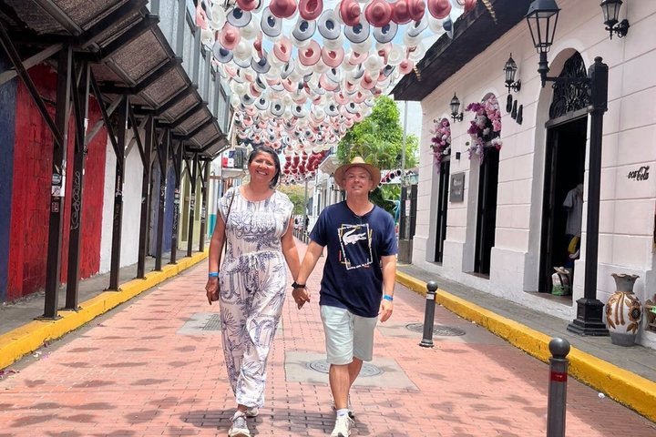 Private City Tour + CANAL + Old Town + Amador + 360° VIEWS - Photo 1 of 25