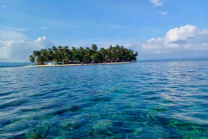 San Blas Islands Private Cabin -2-Day Isla Aroma & Island Hopping - Photo 1 of 25