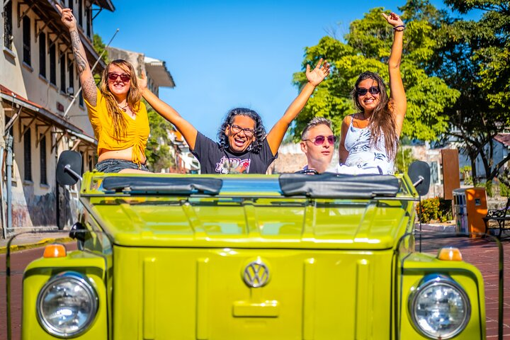 Bright colors, classic vibes, and the best views in the city! Meet your ride for The City Safari—where every turn is a photo op. Ready to roll?