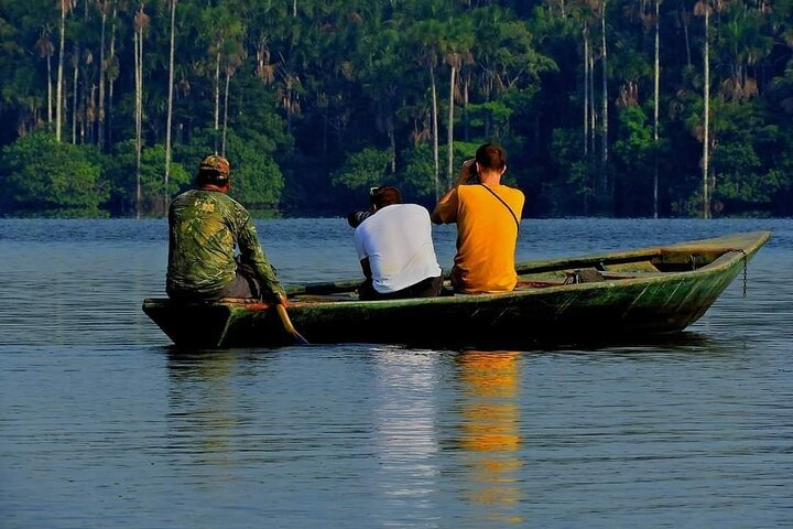 trip peru lago sandoval 