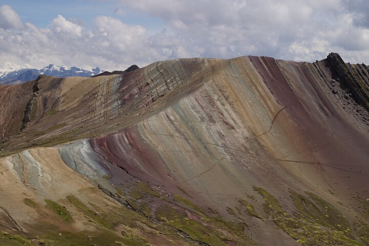 Alternative Rainbow Mountain Palccoyo - Photo 1 of 9