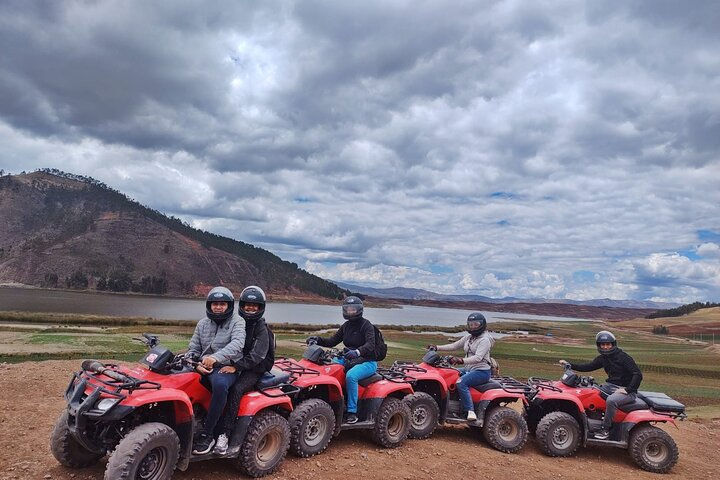 ATV by Laguna Huaypo