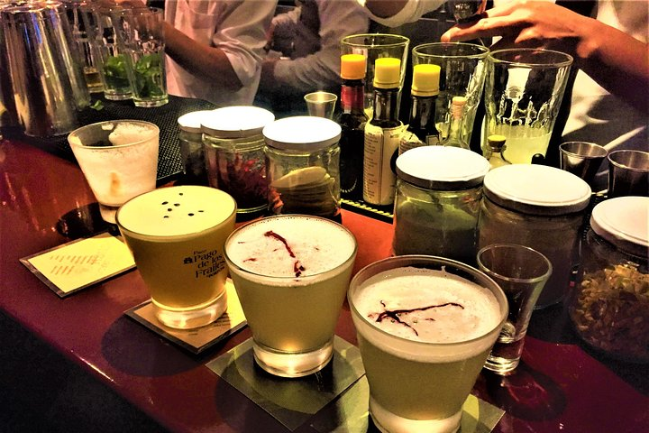 Cusco by Night: Walking tour, Pisco Sour Lesson, Dinner - Photo 1 of 7