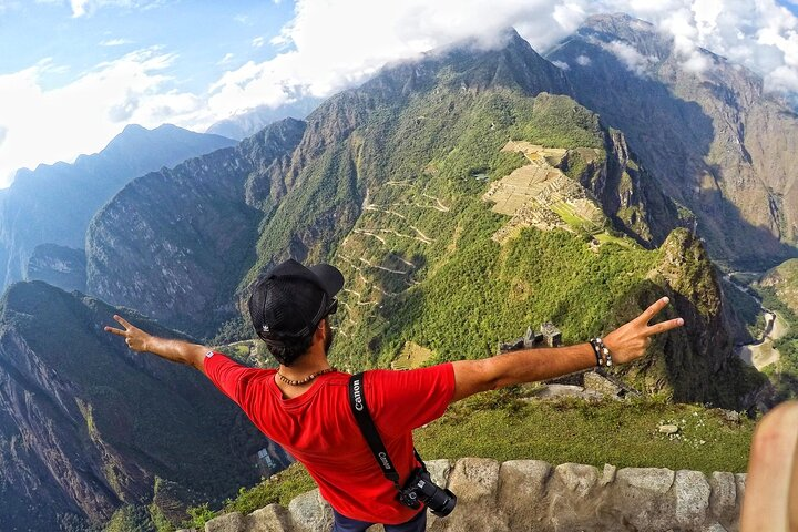 Transfer from Cusco Airport to the Sacred Valley - Photo 1 of 11