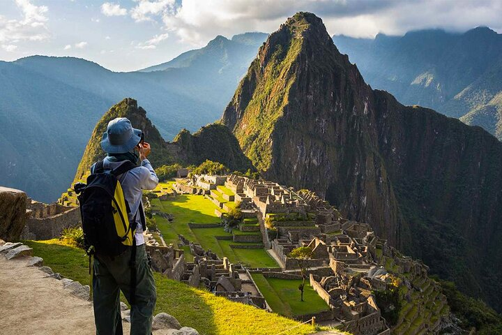 Cyberday Machu Picchu tour By Train 1 Day / Travel until December - Photo 1 of 11