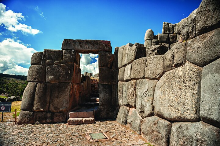 Sacsayhuamán